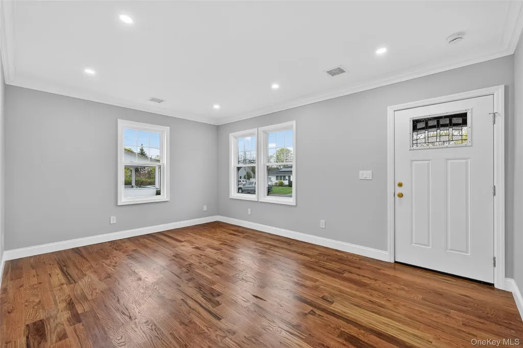43 Robert Street Patchogue NY 11772