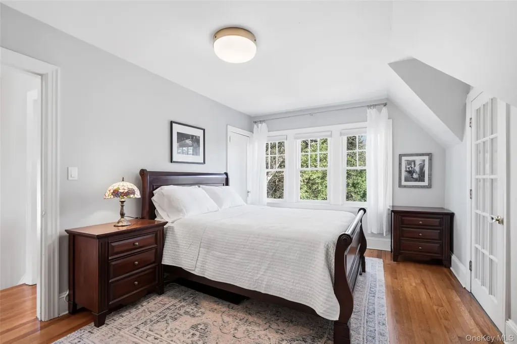 82 Crescent Terrace Bedford Hills NY 10507
