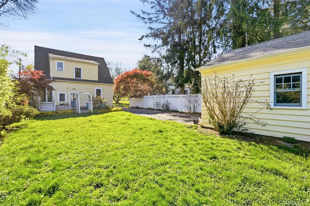 82 Crescent Terrace Bedford Hills NY 10507