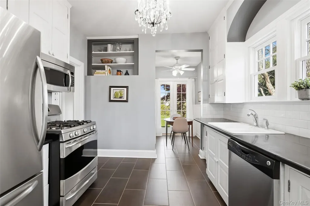 82 Crescent Terrace Bedford Hills NY 10507