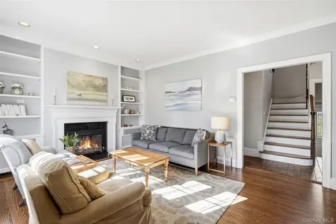 82 Crescent Terrace Bedford Hills NY 10507