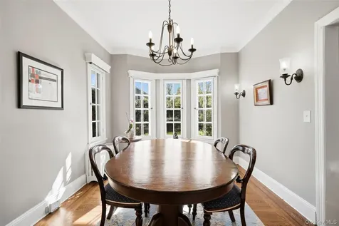 82 Crescent Terrace Bedford Hills NY 10507