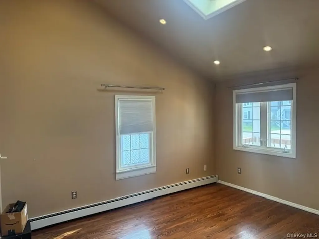 75 S Bay Drive Babylon NY 11702