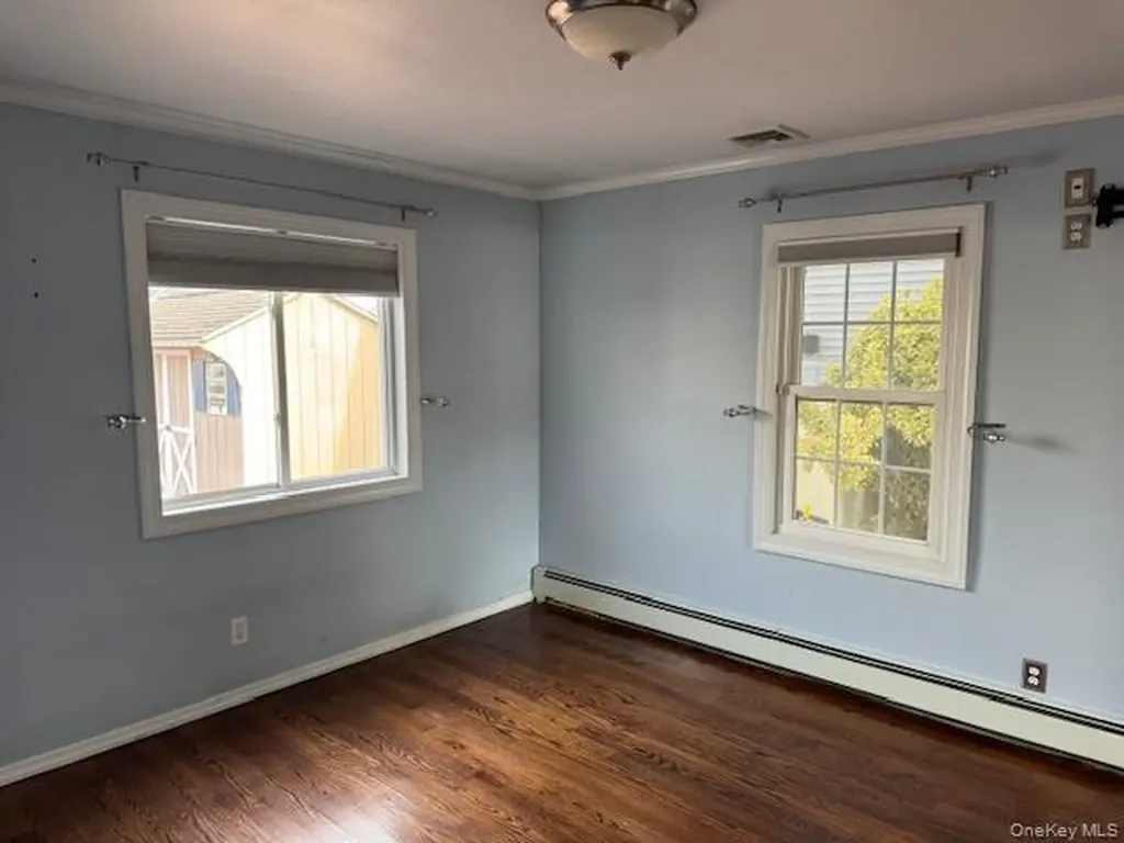 75 S Bay Drive Babylon NY 11702