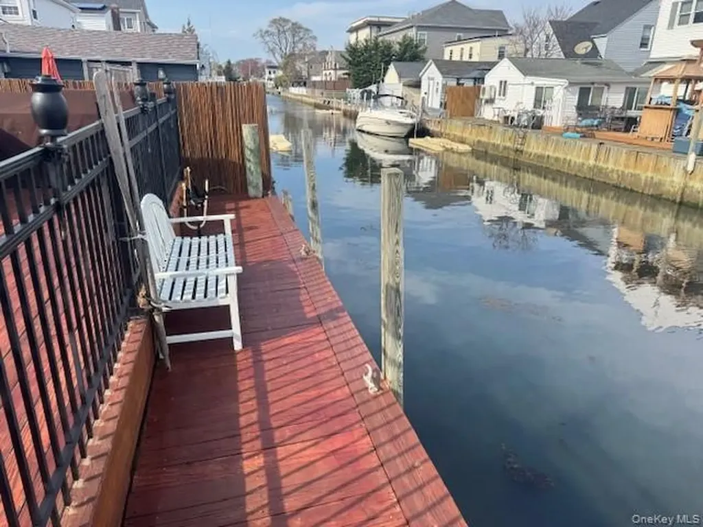 75 S Bay Drive Babylon NY 11702