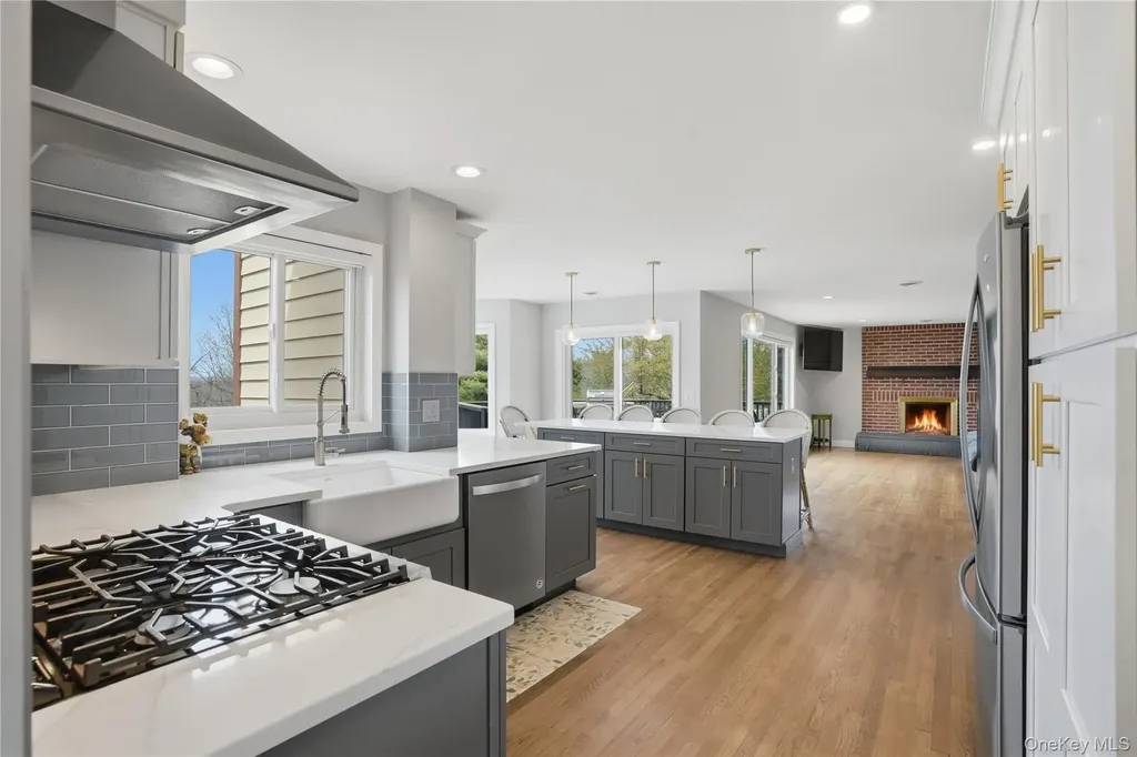 15 Almond Tree Lane Warwick NY 10990