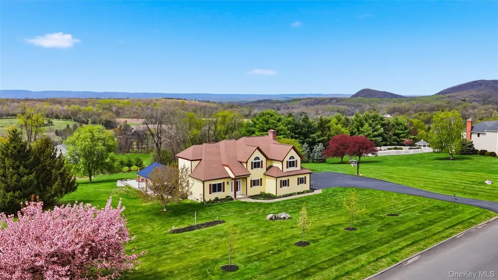 15 Almond Tree Lane Warwick NY 10990