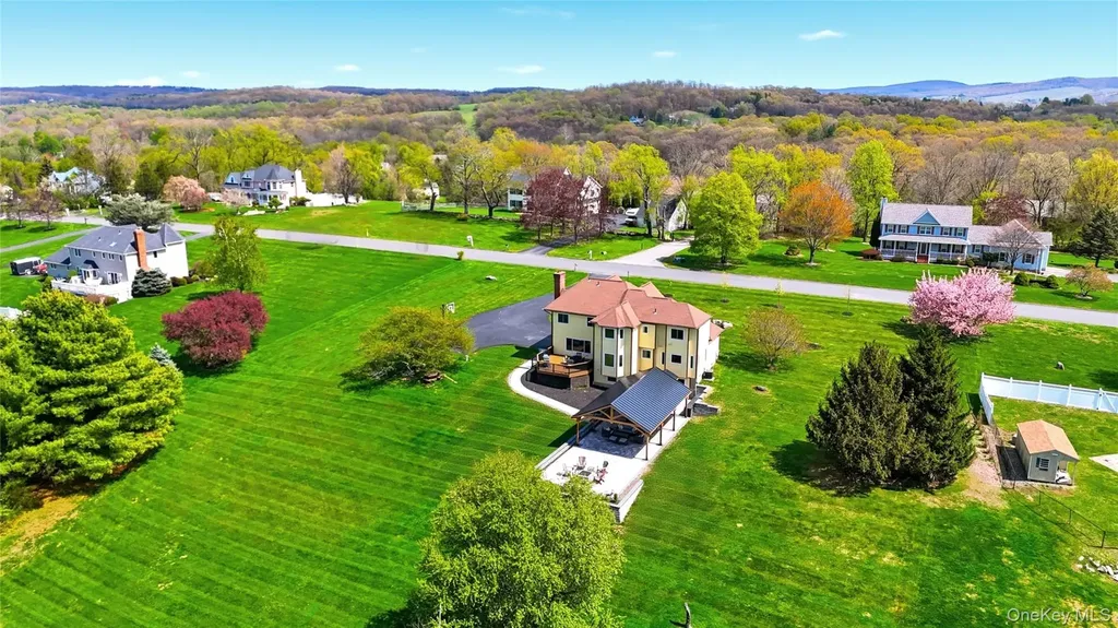 15 Almond Tree Lane Warwick NY 10990