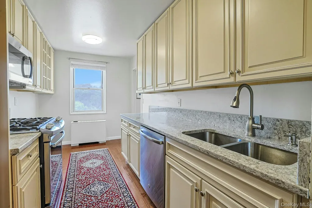499 N Broadway White Plains NY 10603