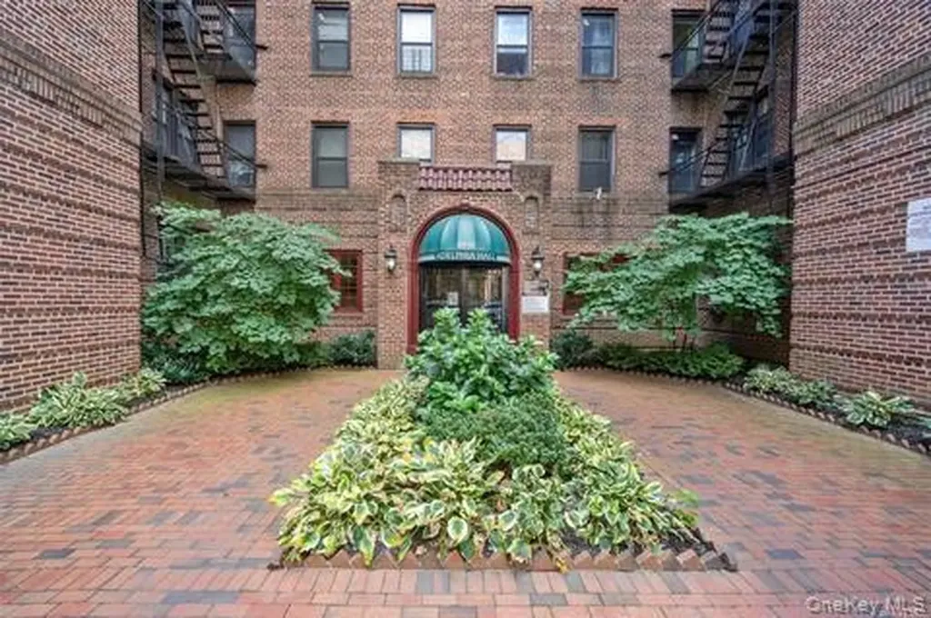 8910 35th Avenue Jackson Heights NY 11372