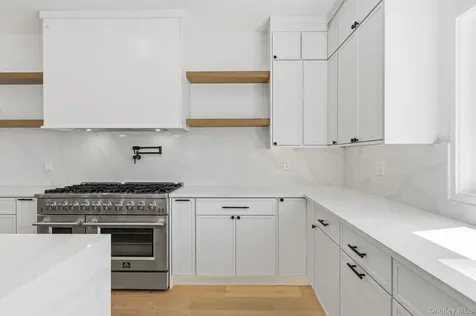 3690 Lufberry Avenue Wantagh NY 11793