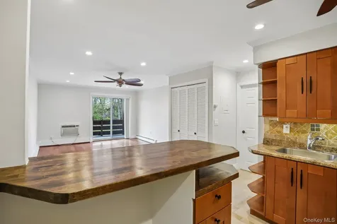 119 Sierra Vista Lane Valley Cottage NY 10989