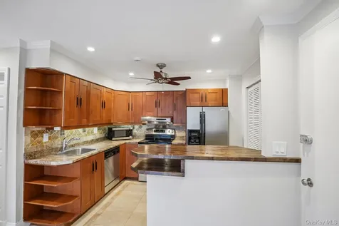 119 Sierra Vista Lane Valley Cottage NY 10989