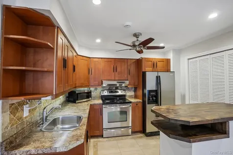 119 Sierra Vista Lane Valley Cottage NY 10989