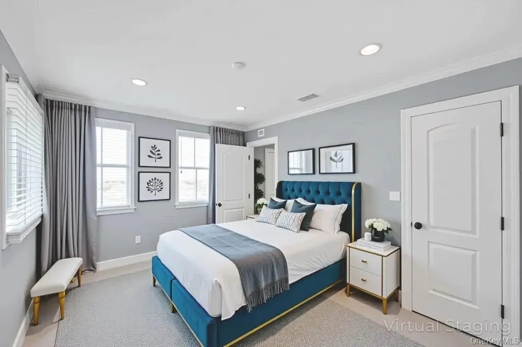 10 Evelyn Drive Bethpage NY 11714