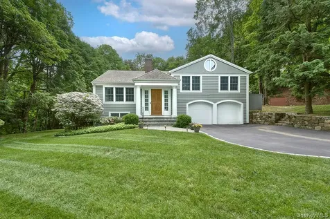 121 Washburn Road Briarcliff Manor NY 10510