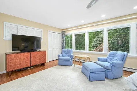 121 Washburn Road Briarcliff Manor NY 10510
