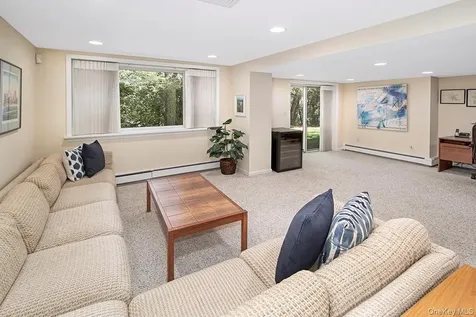 121 Washburn Road Briarcliff Manor NY 10510