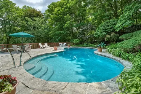 121 Washburn Road Briarcliff Manor NY 10510