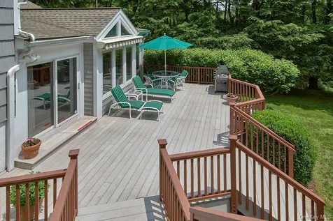 121 Washburn Road Briarcliff Manor NY 10510
