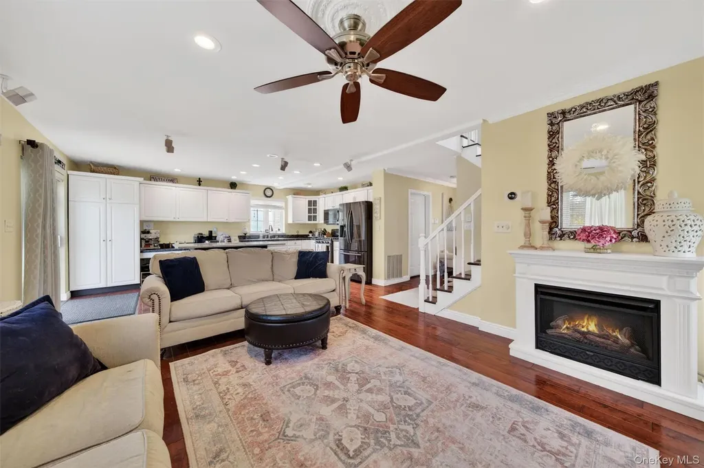 9 Pine Court Montgomery NY 12549