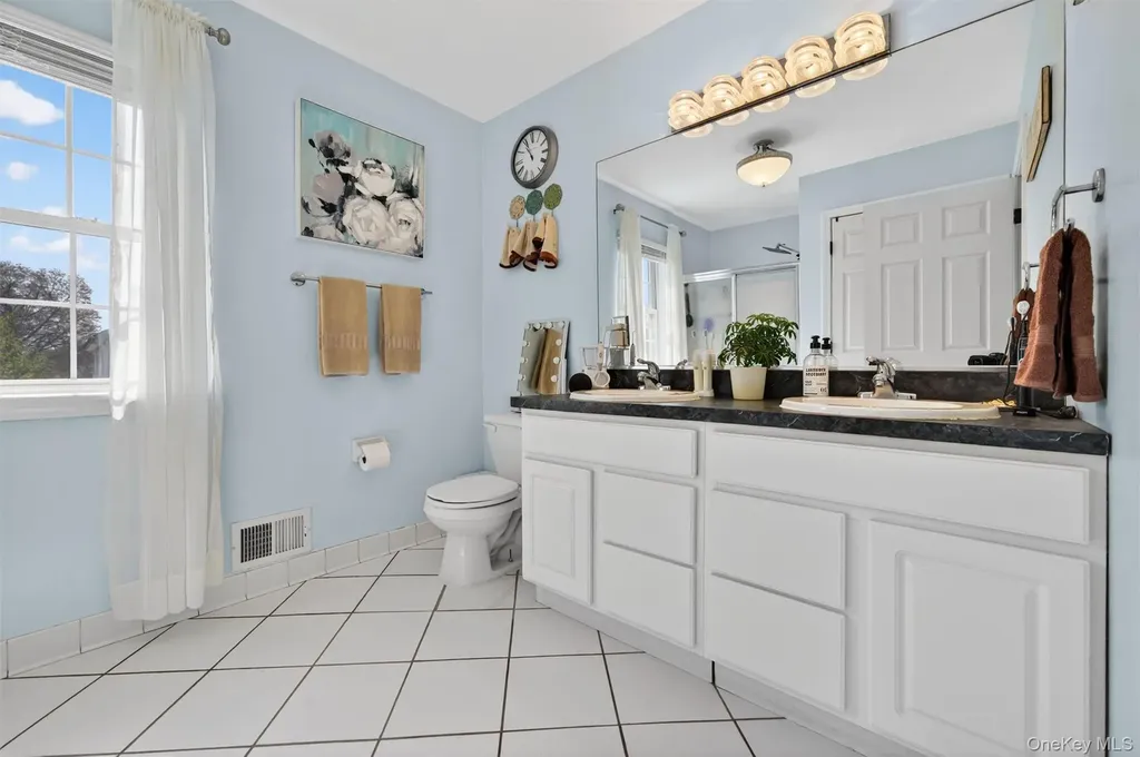 9 Pine Court Montgomery NY 12549
