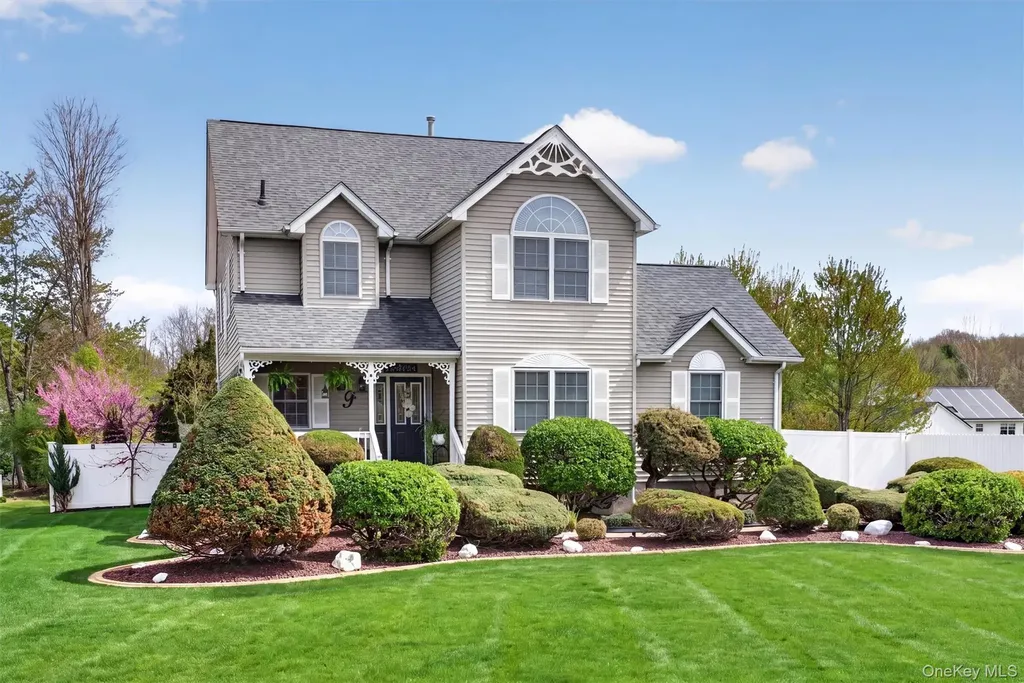 9 Pine Court Montgomery NY 12549