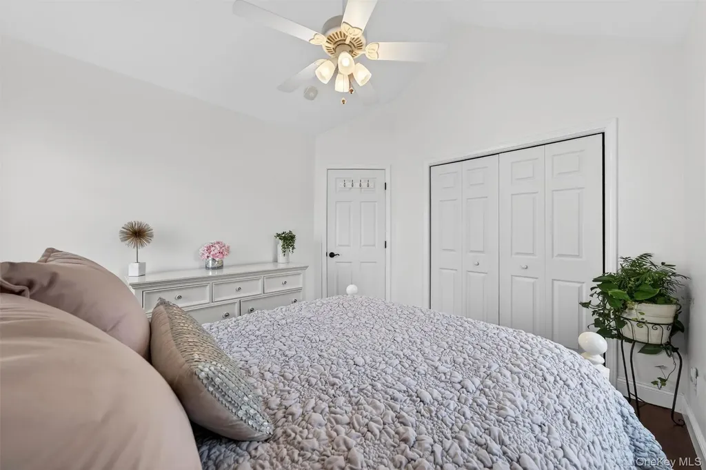 9 Pine Court Montgomery NY 12549
