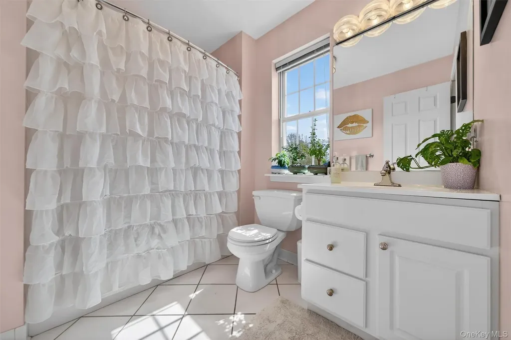 9 Pine Court Montgomery NY 12549