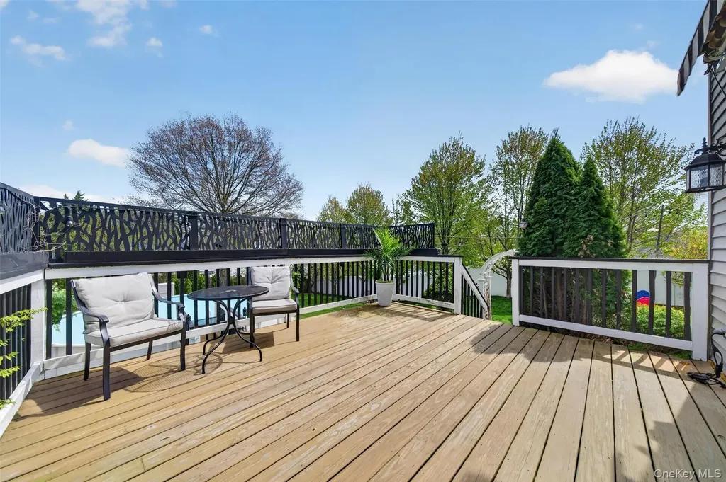 9 Pine Court Montgomery NY 12549