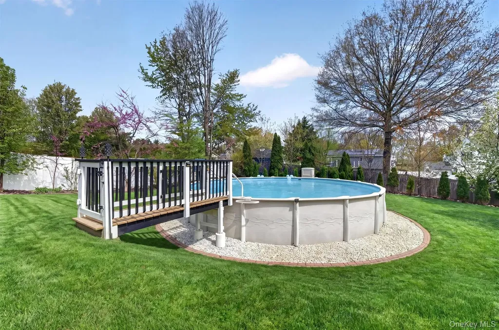 9 Pine Court Montgomery NY 12549