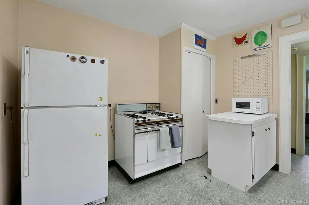 16 Sunset View Drive West Nyack NY 10994