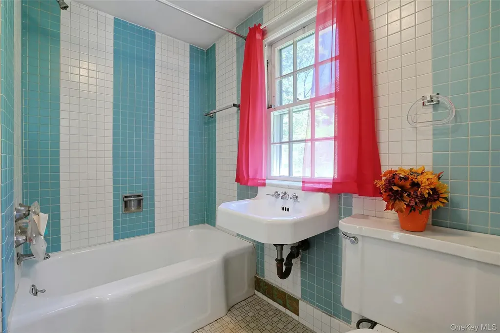 16 Sunset View Drive West Nyack NY 10994