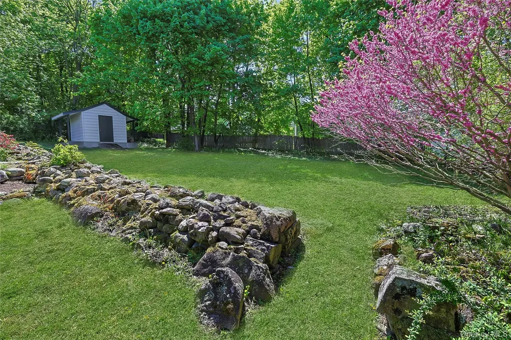 16 Sunset View Drive West Nyack NY 10994