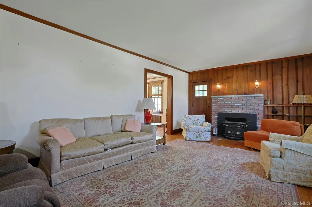 16 Sunset View Drive West Nyack NY 10994