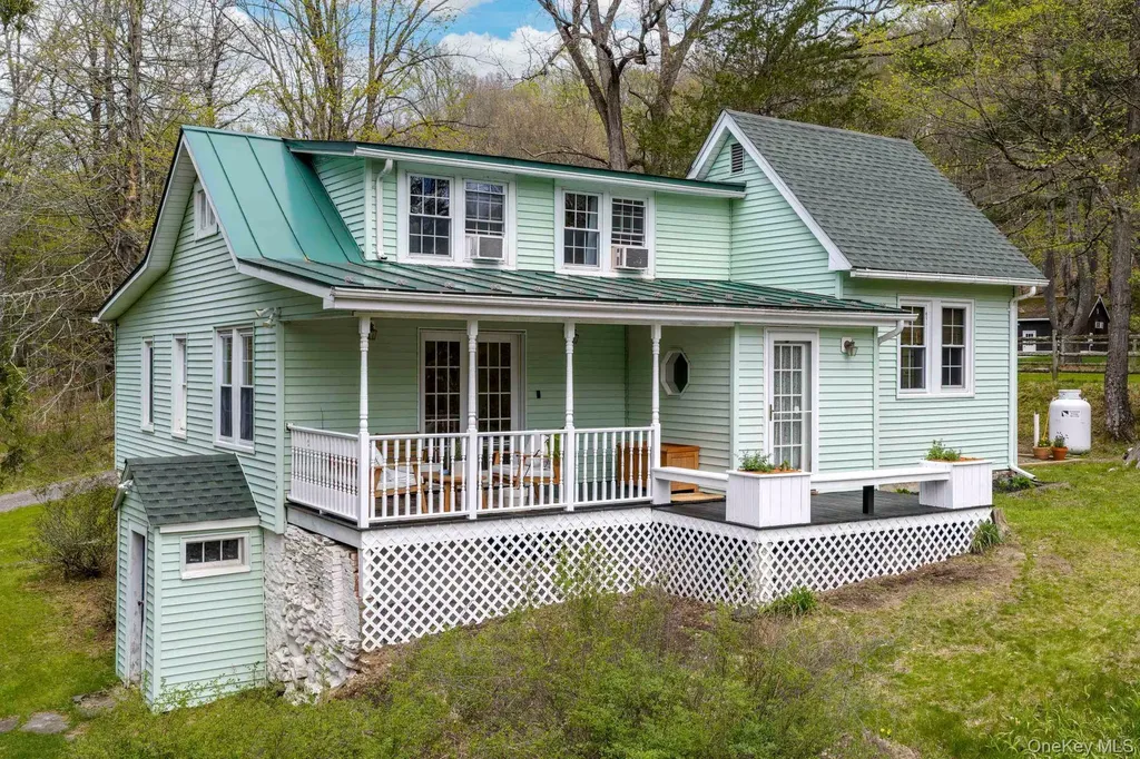 452 Mountain Road High Falls NY 12440