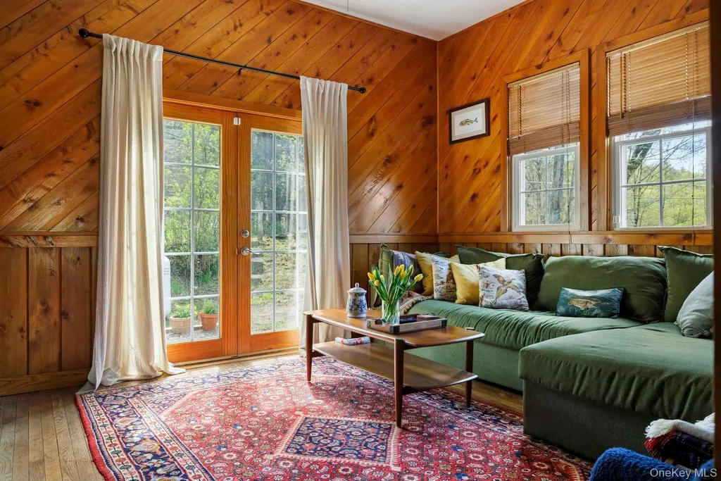 452 Mountain Road High Falls NY 12440