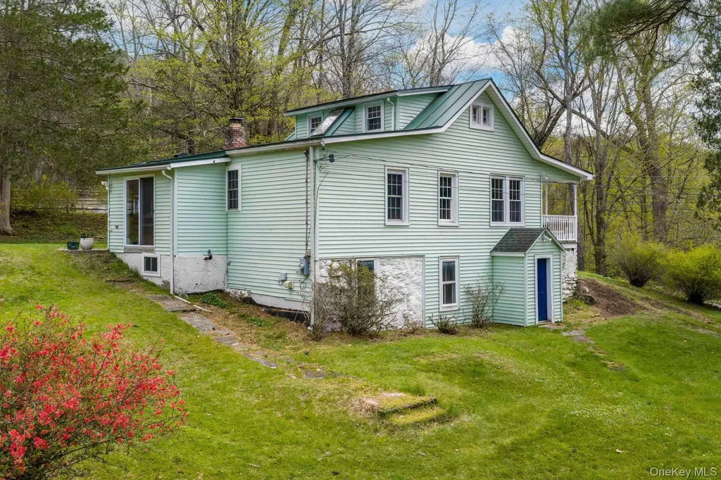 452 Mountain Road High Falls NY 12440