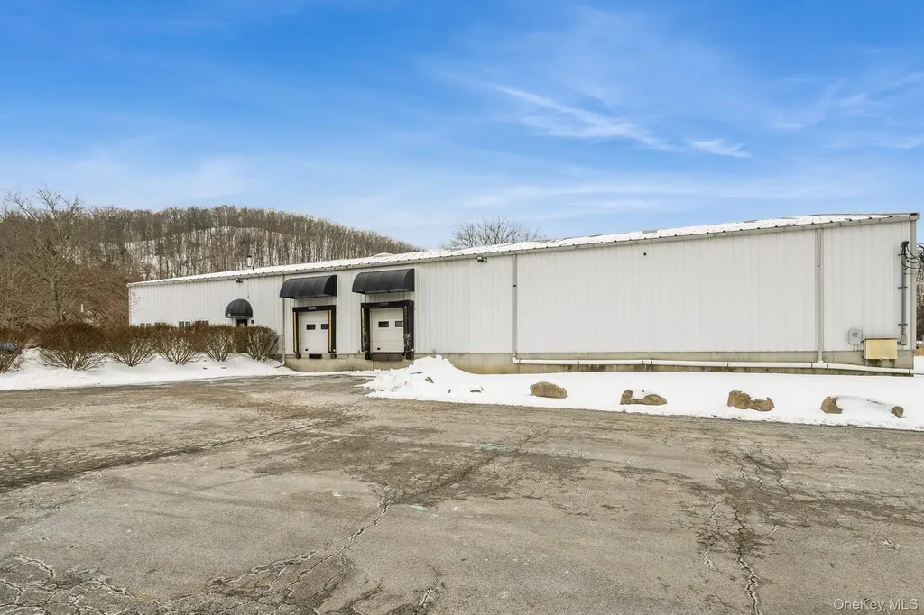 41 Elkay Drive Chester NY 10918