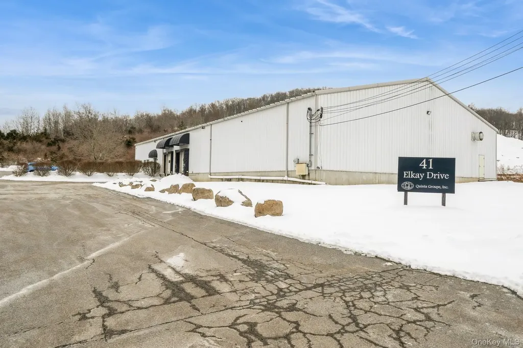 41 Elkay Drive Chester NY 10918