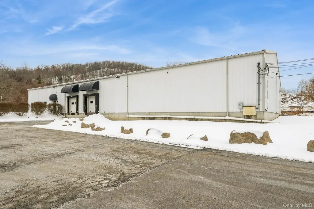 41 Elkay Drive Chester NY 10918
