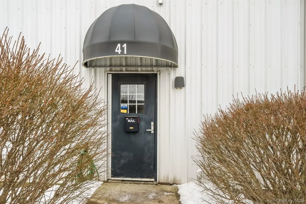 41 Elkay Drive Chester NY 10918