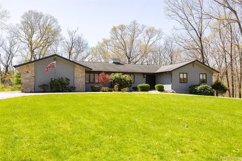 6 King Road Hopewell Junction NY 12533