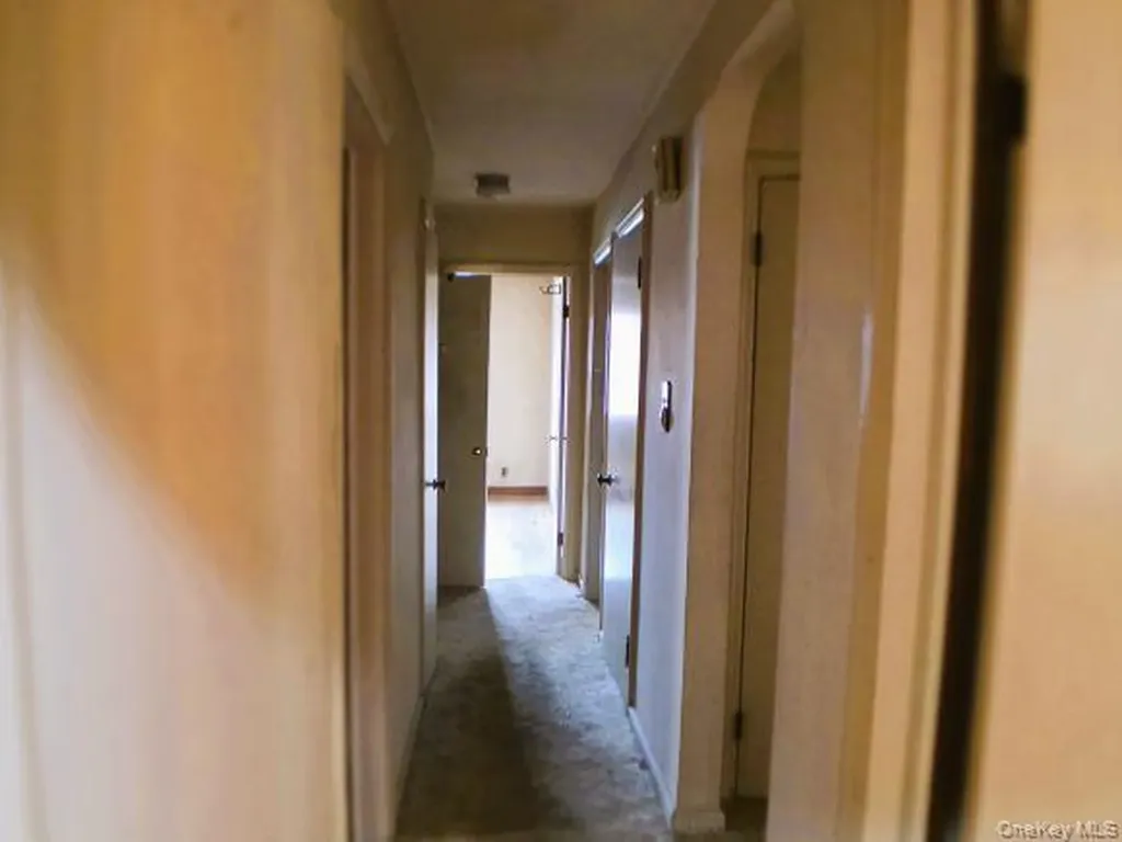 3231 Waterbury Avenue Bronx NY 10465