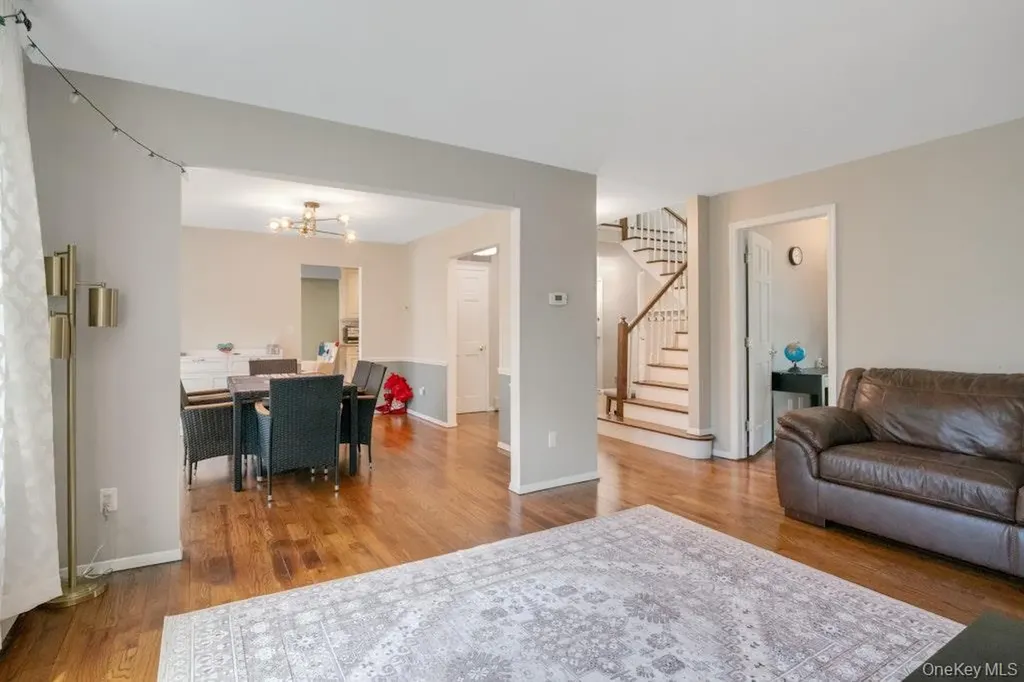 34 Jackson Road Briarcliff Manor NY 10510