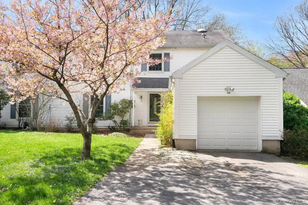 34 Jackson Road Briarcliff Manor NY 10510