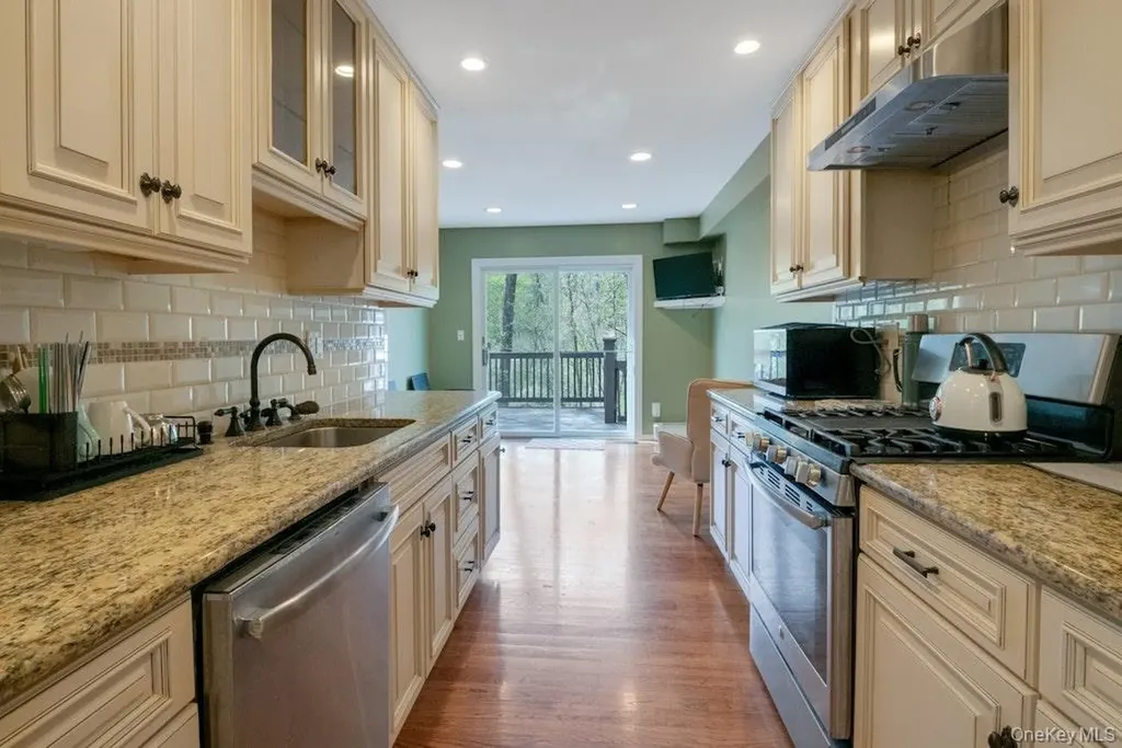34 Jackson Road Briarcliff Manor NY 10510