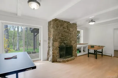 34 Jackson Road Briarcliff Manor NY 10510