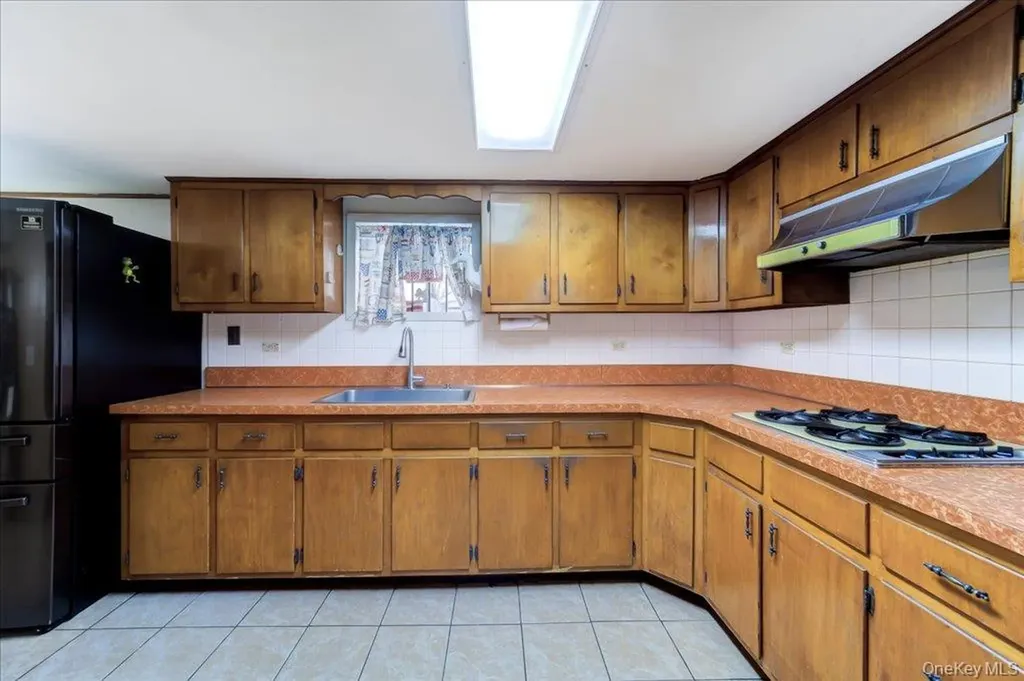159 Husson Avenue Bronx NY 10473