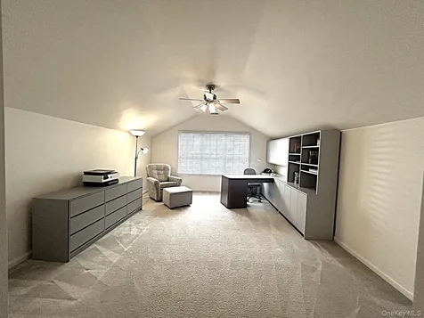 10 Limerick Court White Plains NY 10603